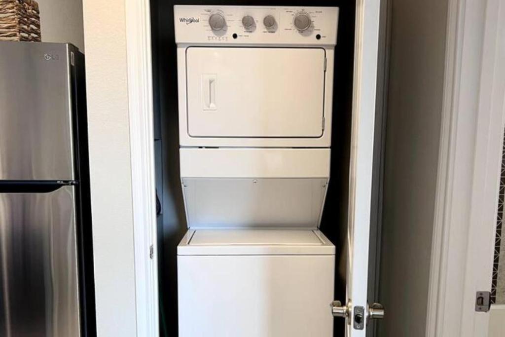 Studio Apartment Остин Екстериор снимка